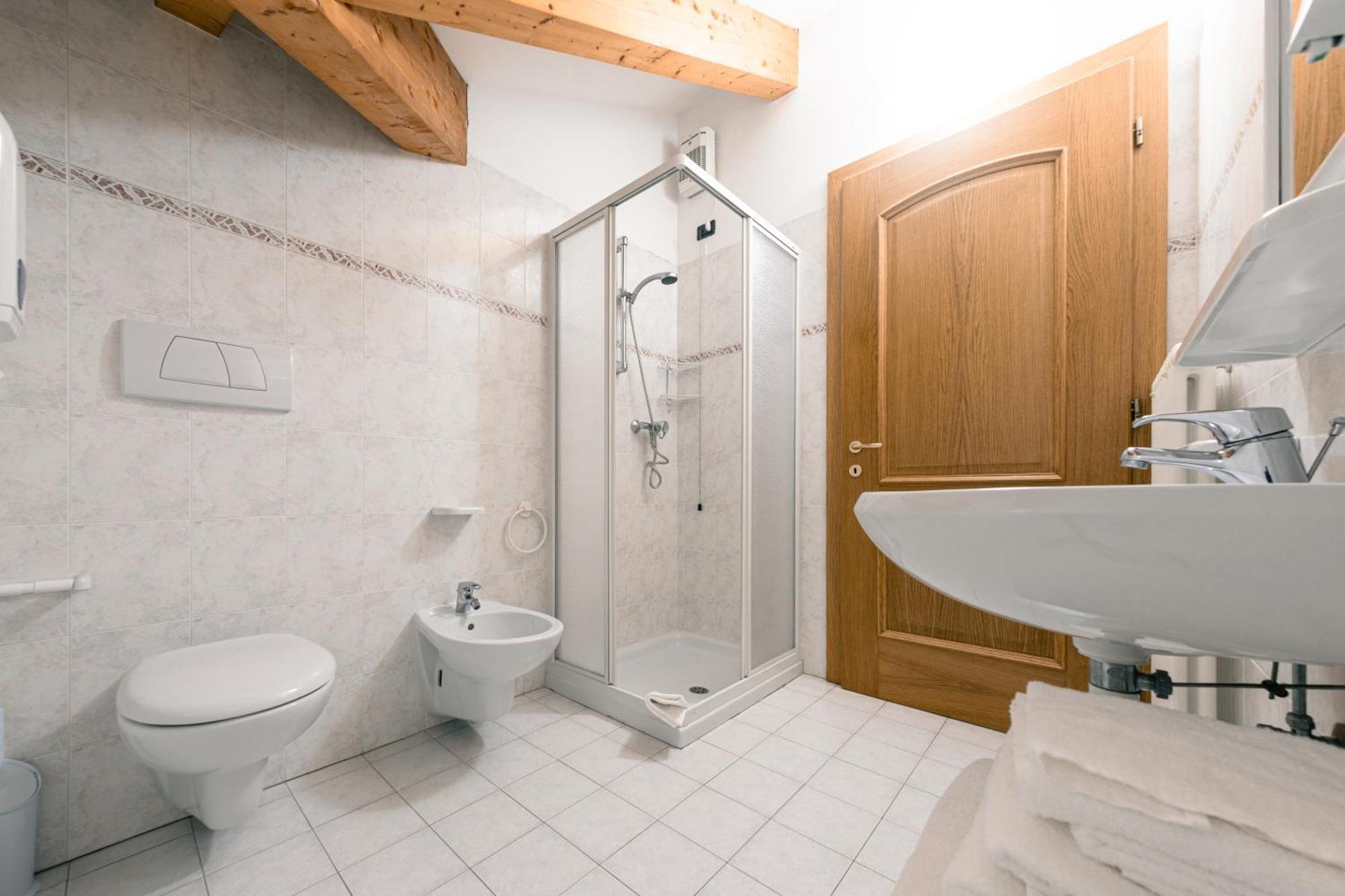 Hotel Vittoria Roncegno Εξωτερικό φωτογραφία